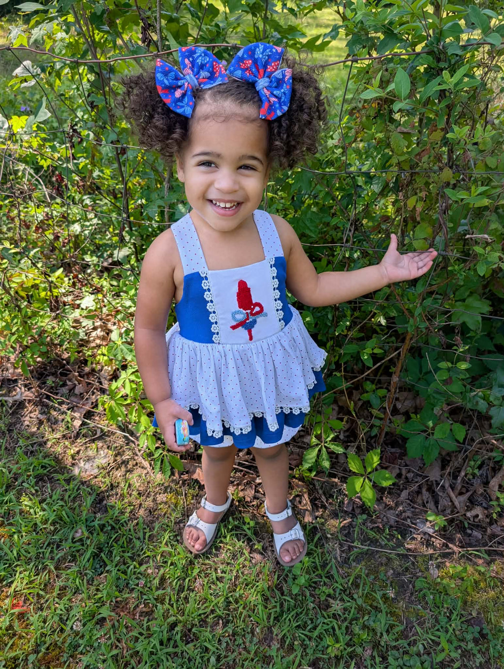 Bows & Bombpops